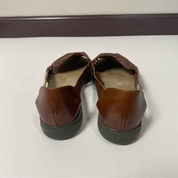 Faded Glory Brown Women Sandals - Picture 8 of 15